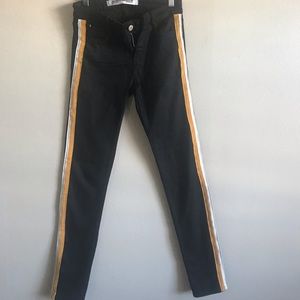 Black Zara jeans